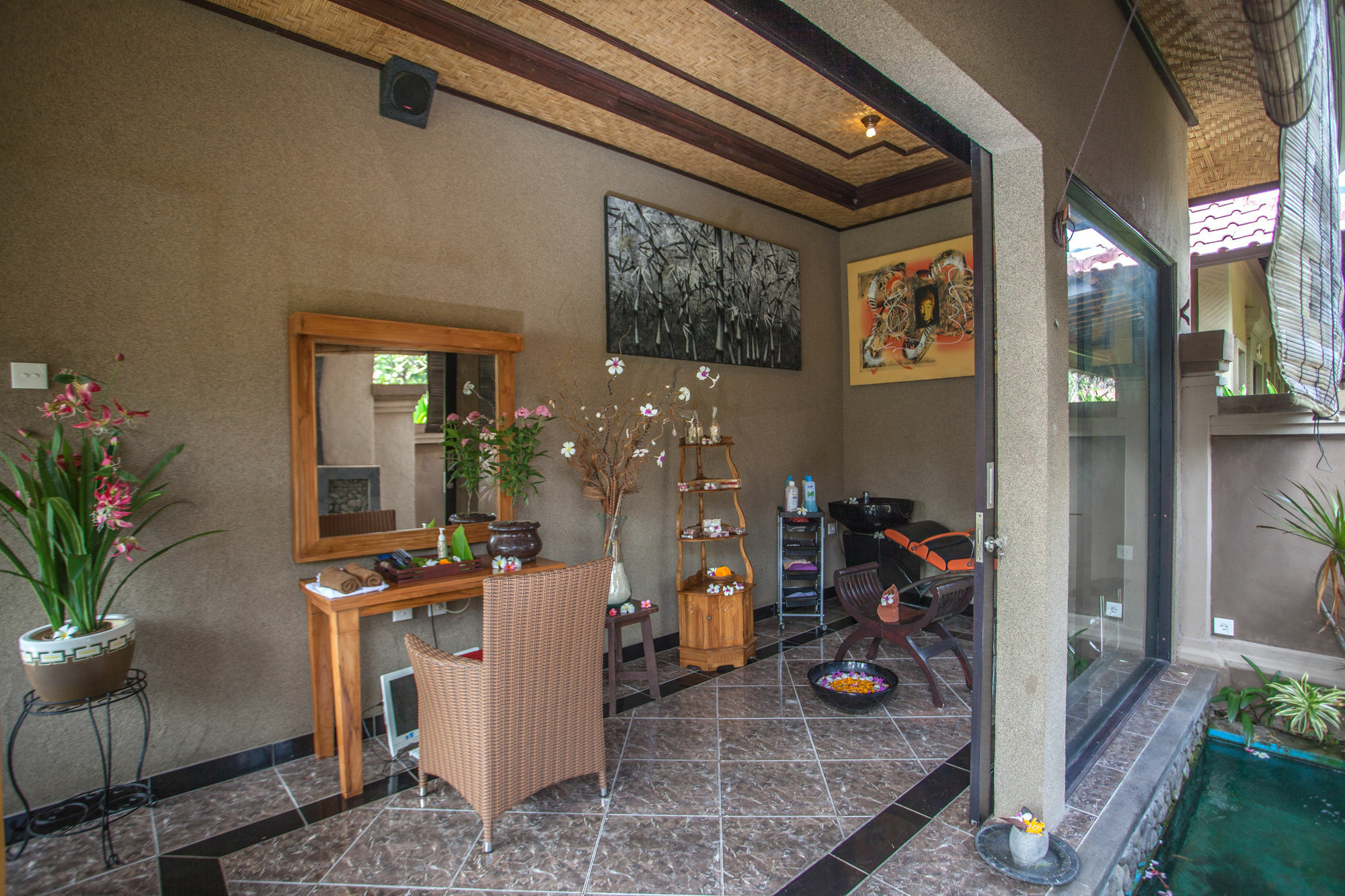 Taruna Boutique Homestay & Spa Пемутеран Экстерьер фото